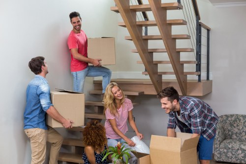 Local moving service handling access challenges in Belgravia